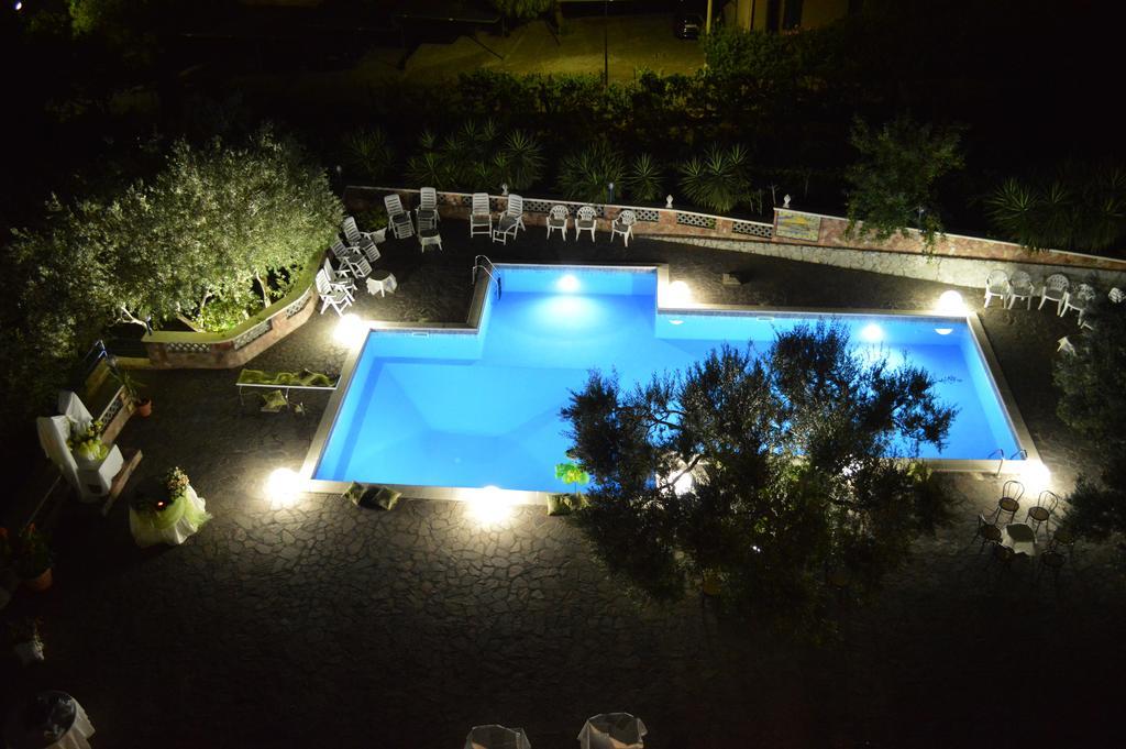 Hotel Blu Eden Praia a Mare Exterior photo